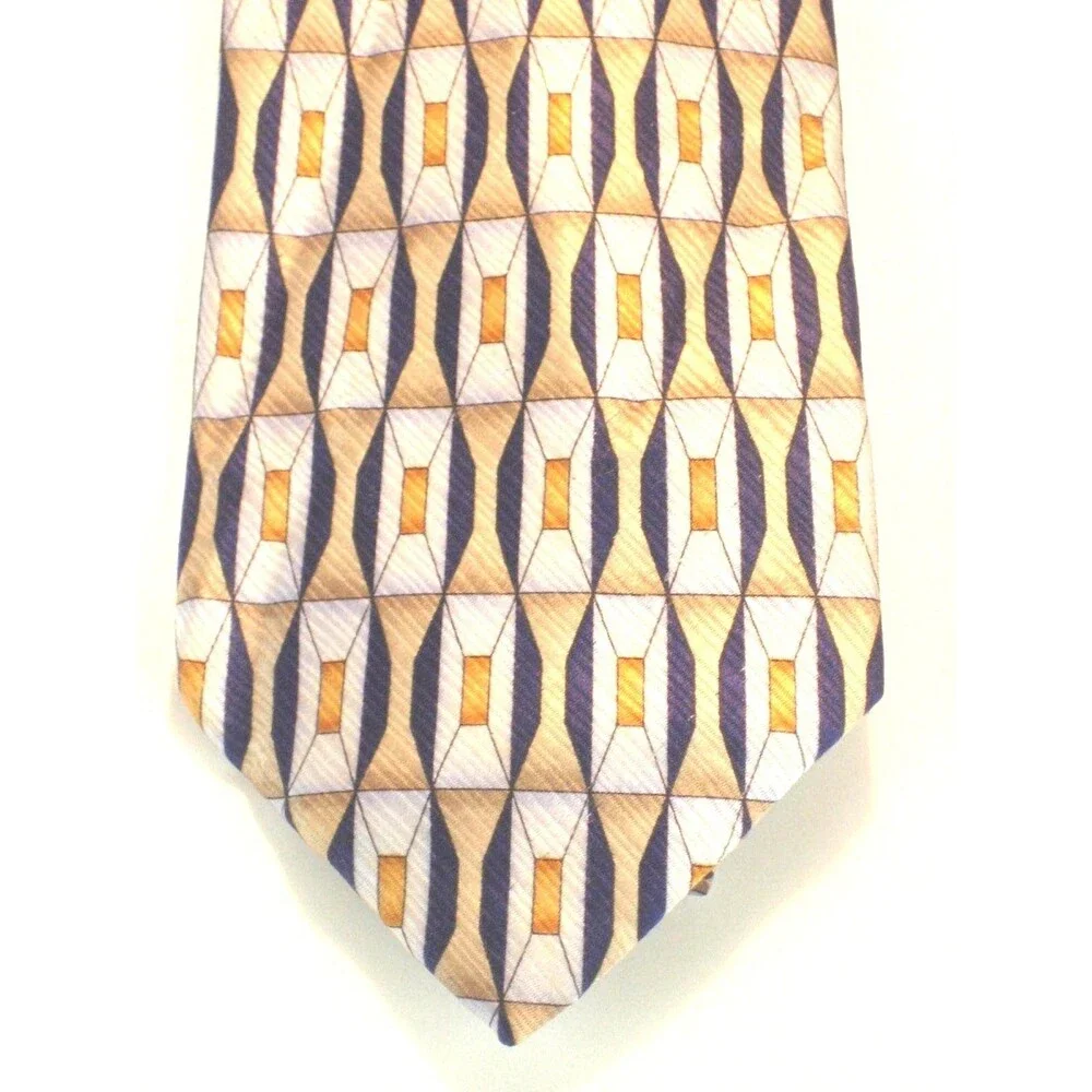 NWOT Pravata 100% Silk Geometric Design Necktie